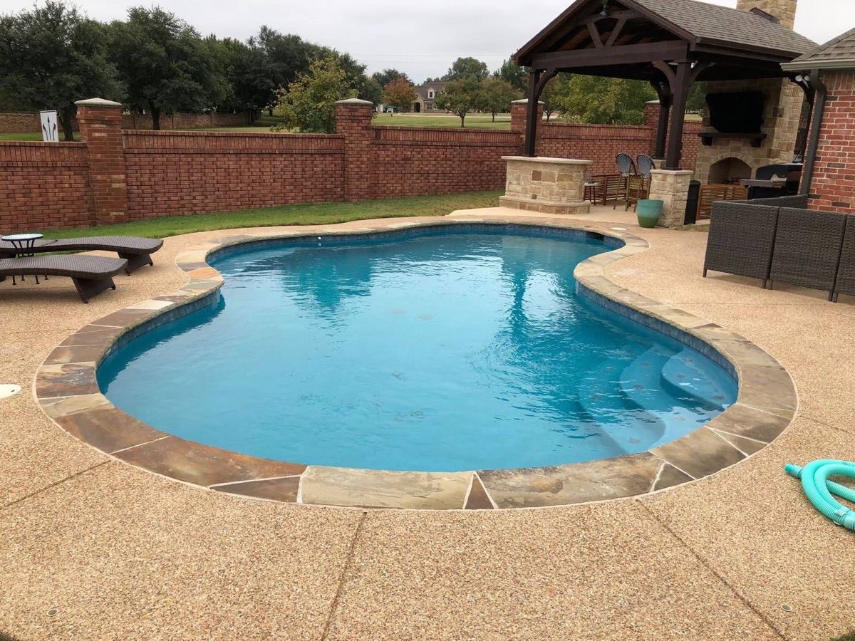 Flower Mound backyard pool and pavilion